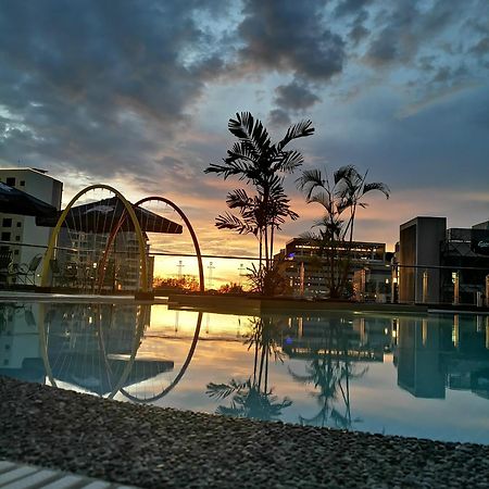Sabah Oriental Hotel Кота Кинабалу Екстериор снимка
