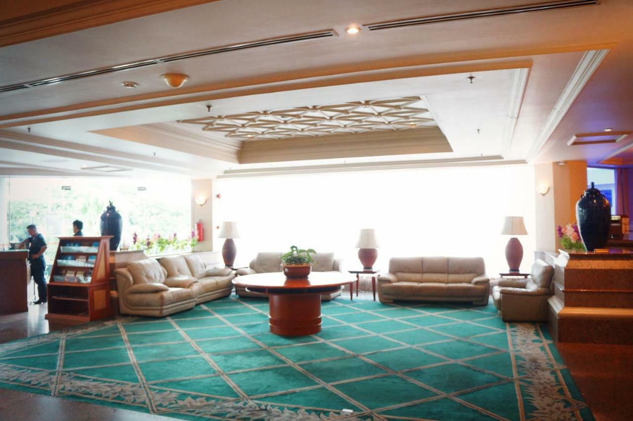 Sabah Oriental Hotel Кота Кинабалу Екстериор снимка